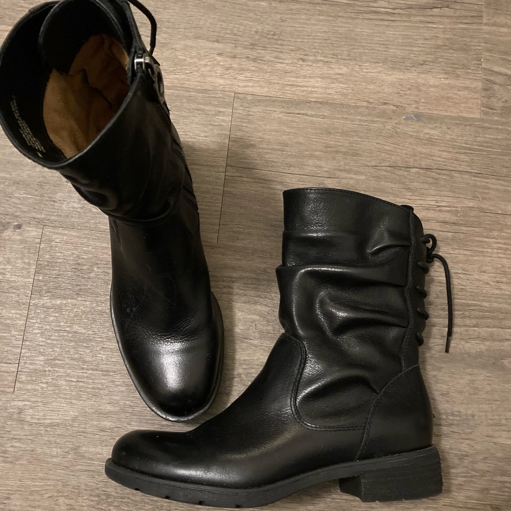 Black Leather Women's Boots